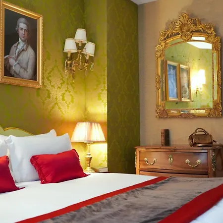 De Seine Hotel 3*